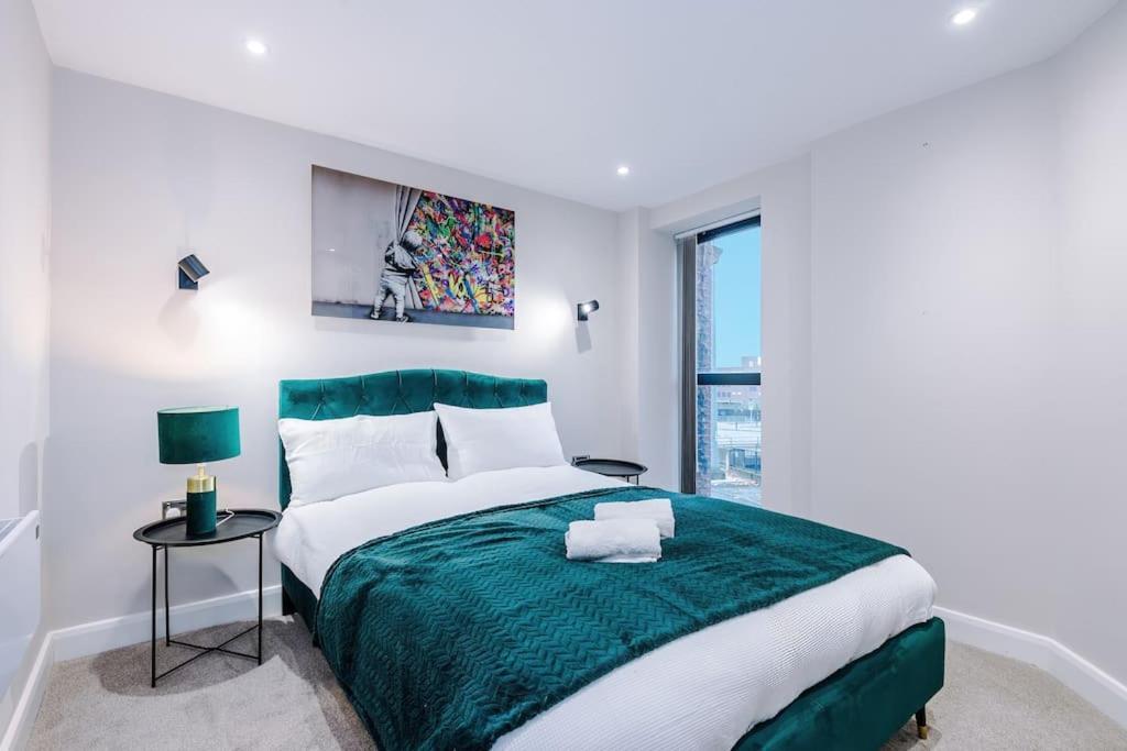 Apartment Monopoly Wallz - Sleeps 3